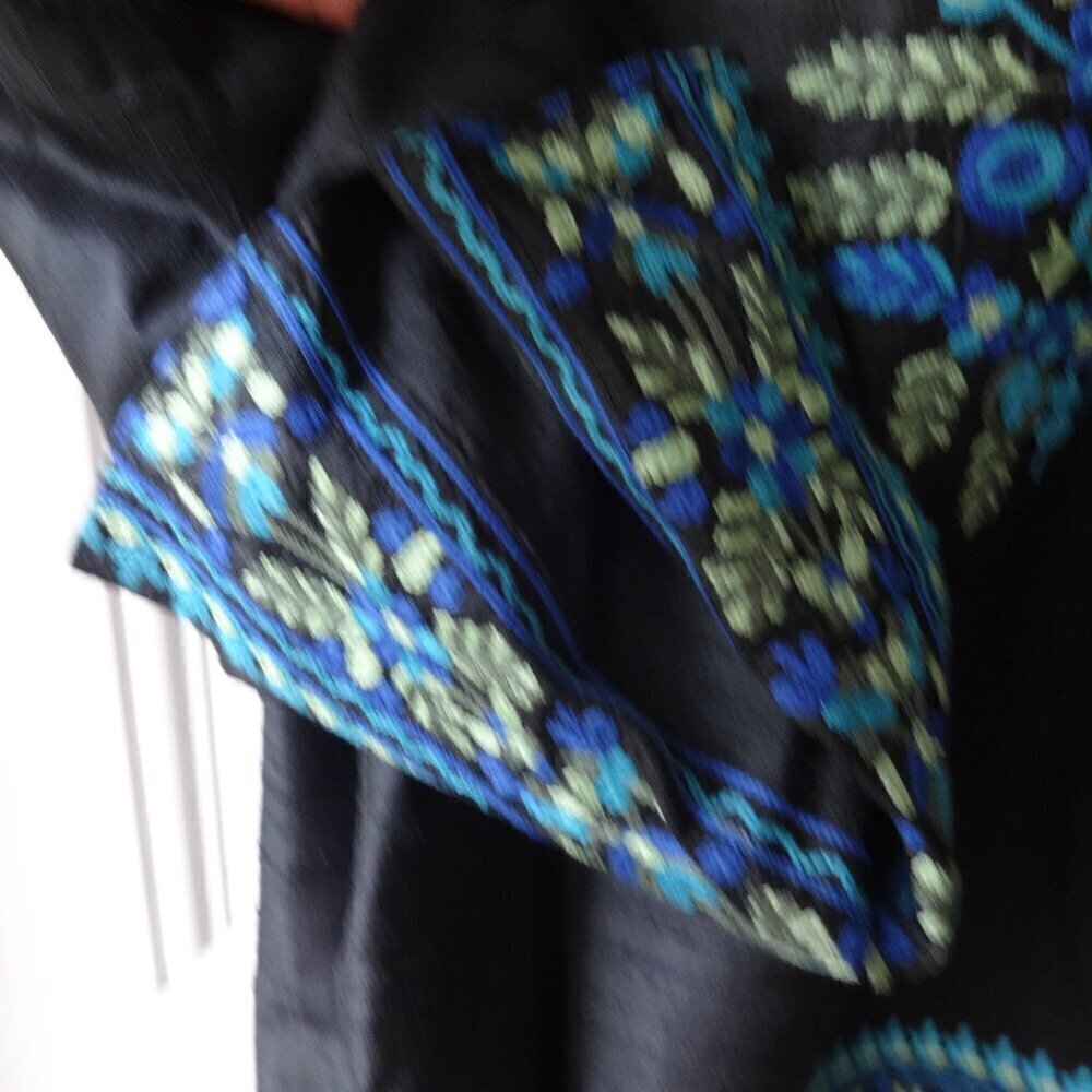 Norm Thompson Silk Black and Blue Floral Blazer 2x - Picture 9 of 16